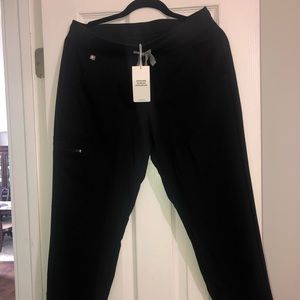 Figs Scrubs Zamora jogger scrub pants
